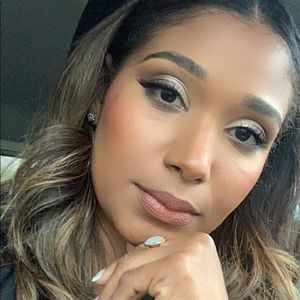 Meet your Posher, Diana